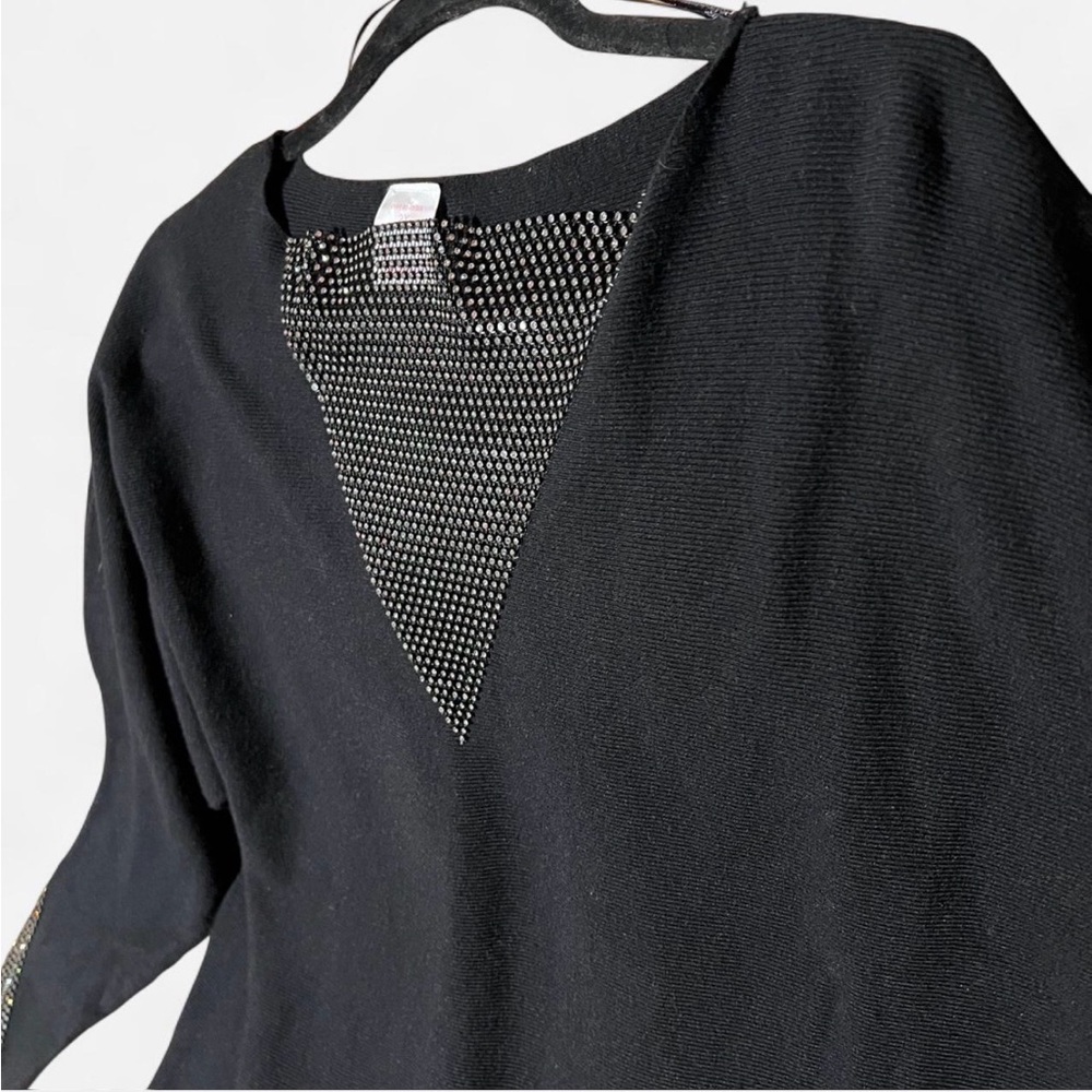 NWOT Luna Black Rhinestone Studded V-Neck And Sleeve Women's Top Size 2X - Picture 3 of 8